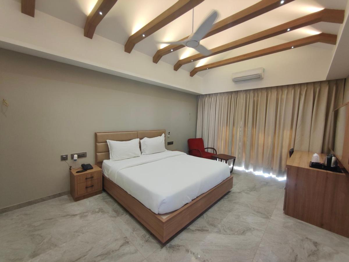 Club Heaven Palanpur Hotel Kültér fotó