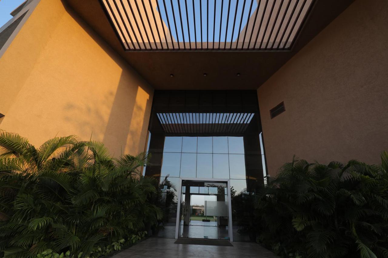 Club Heaven Palanpur Hotel Kültér fotó