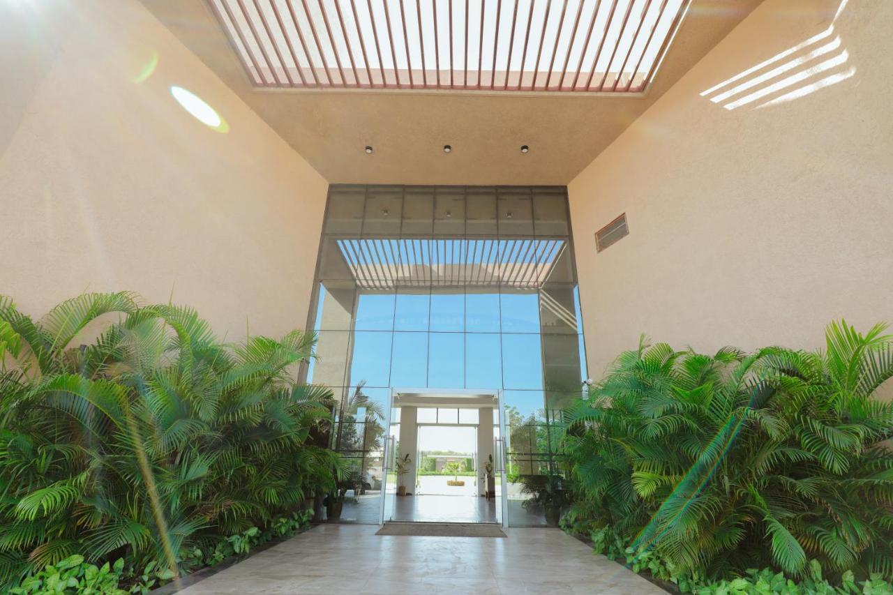 Club Heaven Palanpur Hotel Kültér fotó