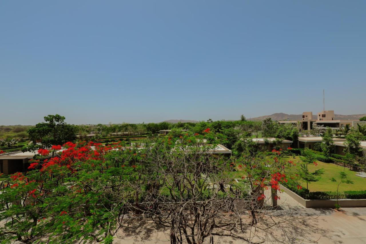 Club Heaven Palanpur Hotel Kültér fotó